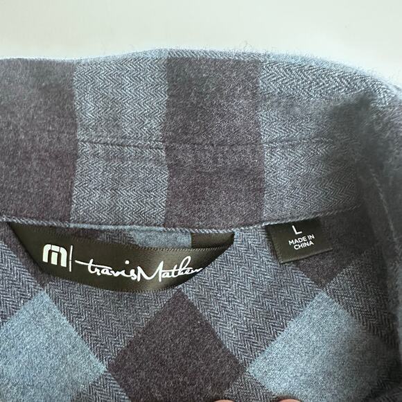 Travis Mathew BUTTON-UP flannel - Picture 5 of 9